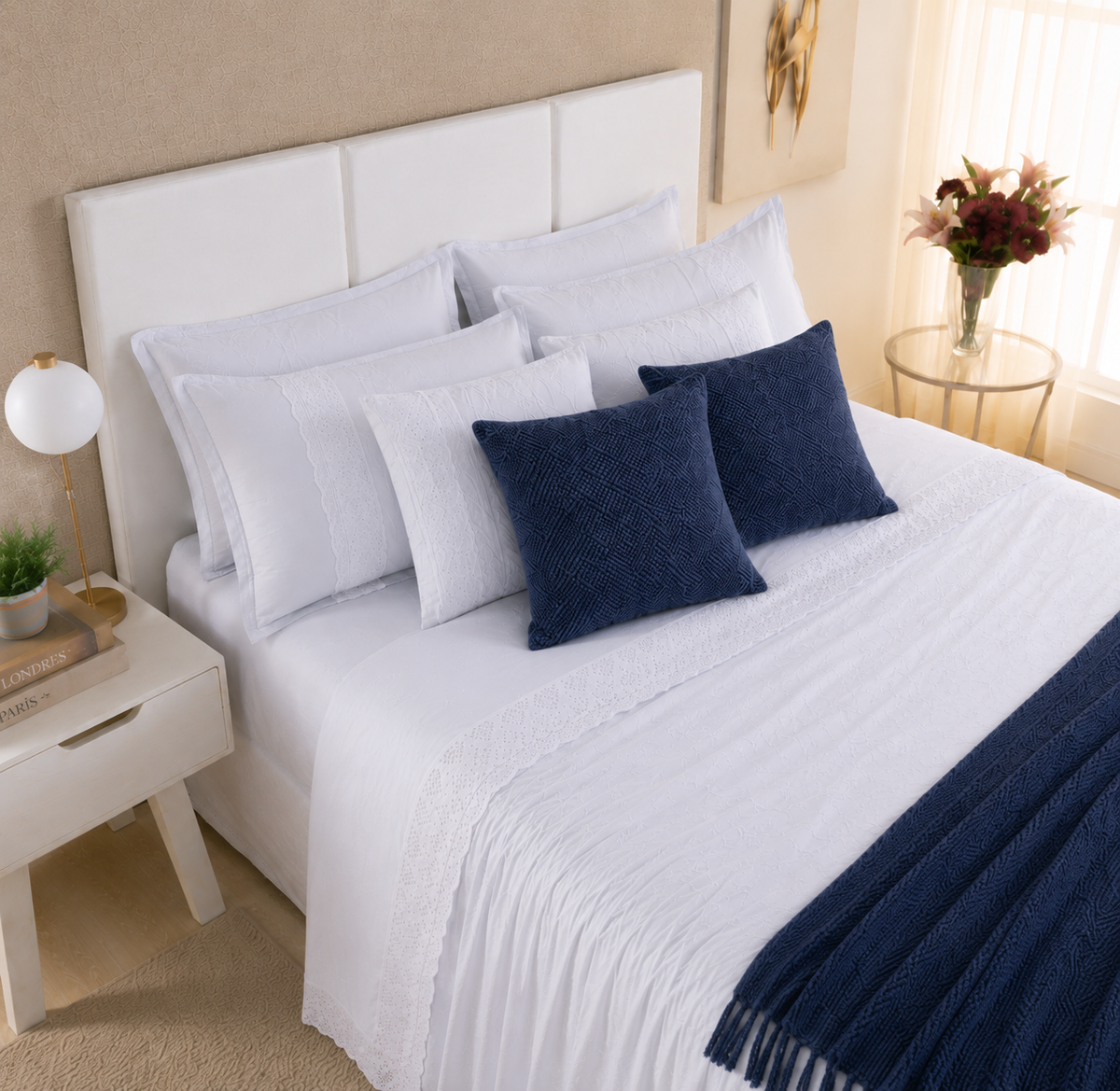 [10 PIEZAS] Juego de Cama Serena de Percal 300 Hilos con Bordado Clásico