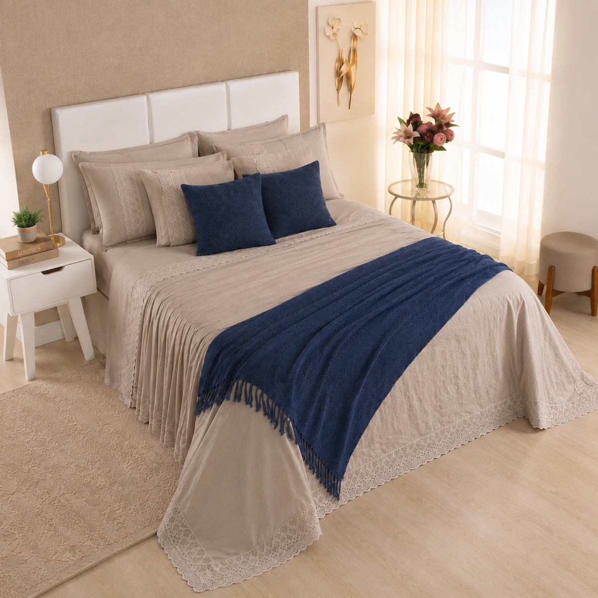 [10 PIEZAS] Juego de Cama Serena de Percal 300 Hilos con Bordado Clásico